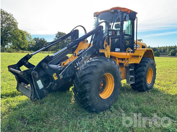 اللودر بعجل JCB 426