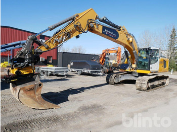 حفار زحاف LIEBHERR