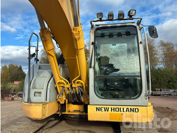 حفار زحاف NEW HOLLAND