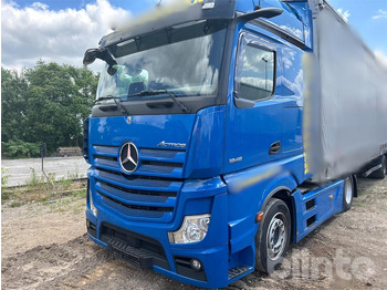 وحدة جر MERCEDES-BENZ Actros 1848