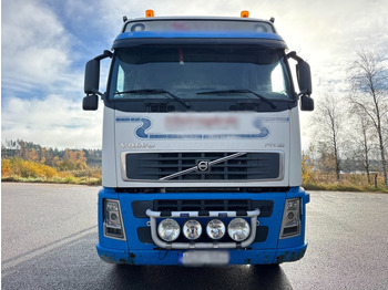 شاحنة قطع الأشجار VOLVO FH12 6X4: صورة 2