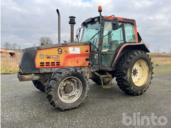 جرار VALMET 8100
