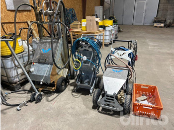 ماكينة تنظيف