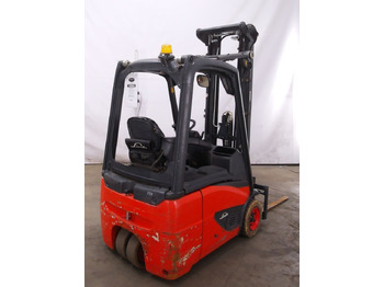 رافعة شوكية كهربائية Linde E15: صورة 2