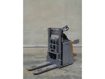 آلة التكديس STILL