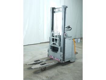 آلة التكديس STILL