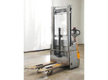 آلة التكديس STILL