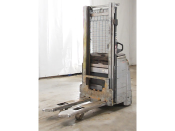 آلة التكديس STILL