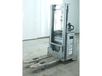 آلة التكديس STILL