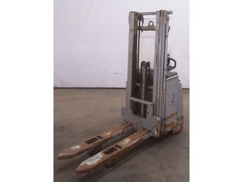 آلة التكديس STILL