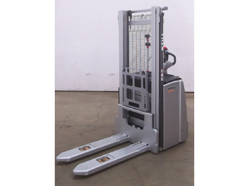 آلة التكديس STILL