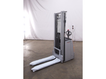 آلة التكديس STILL