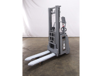 آلة التكديس STILL