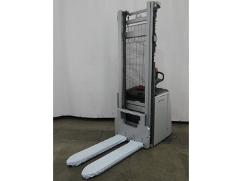 آلة التكديس STILL