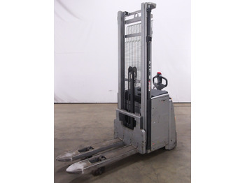 آلة التكديس STILL