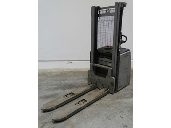 آلة التكديس STILL