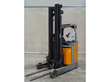 شاحنة مناوِلة STILL