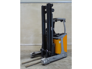 شاحنة مناوِلة STILL