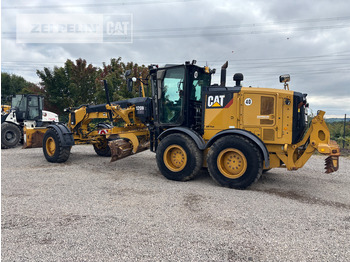 ممهدة CATERPILLAR 120