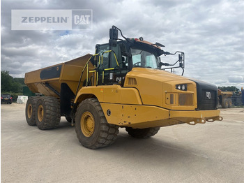 شاحنة قلاب مفصلية CATERPILLAR 730