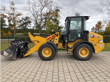 اللودر بعجل CATERPILLAR 908