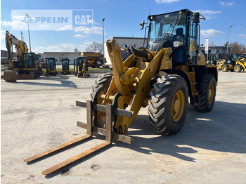 اللودر بعجل CATERPILLAR