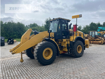 اللودر بعجل CATERPILLAR 962M