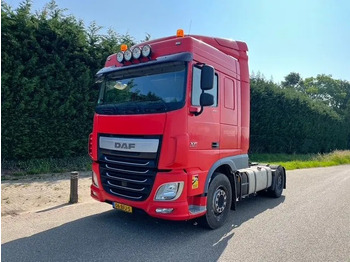 وحدة جر DAF XF 440