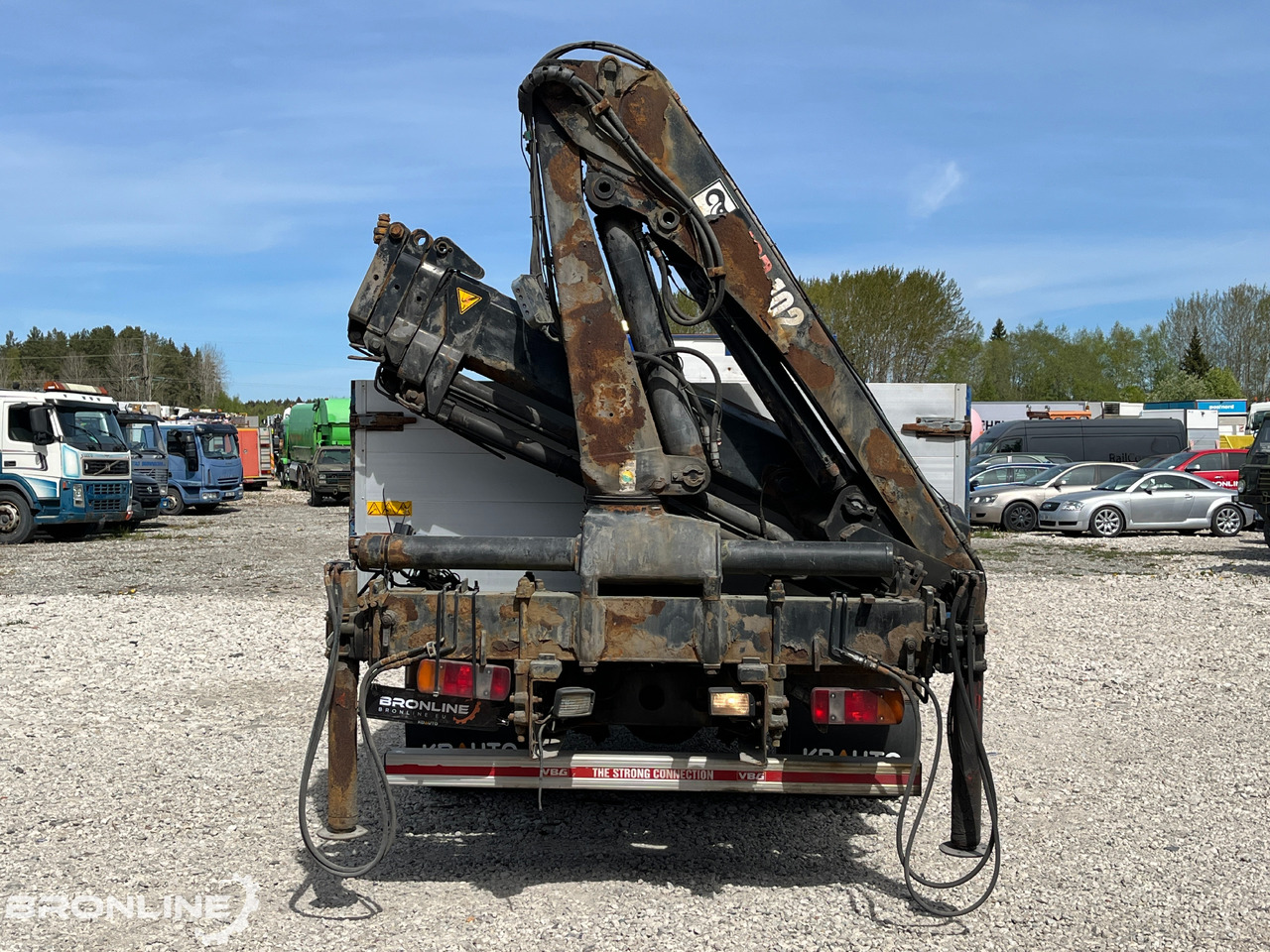 2000 Volvo FL220 4x2 + Hiab 102-4 - شاحنات مسطحة, شاحنة كرين: صورة 5 2000 Volvo FL220 4x2 + Hiab 102-4 - شاحنات مسطحة, شاحنة كرين: صورة 5