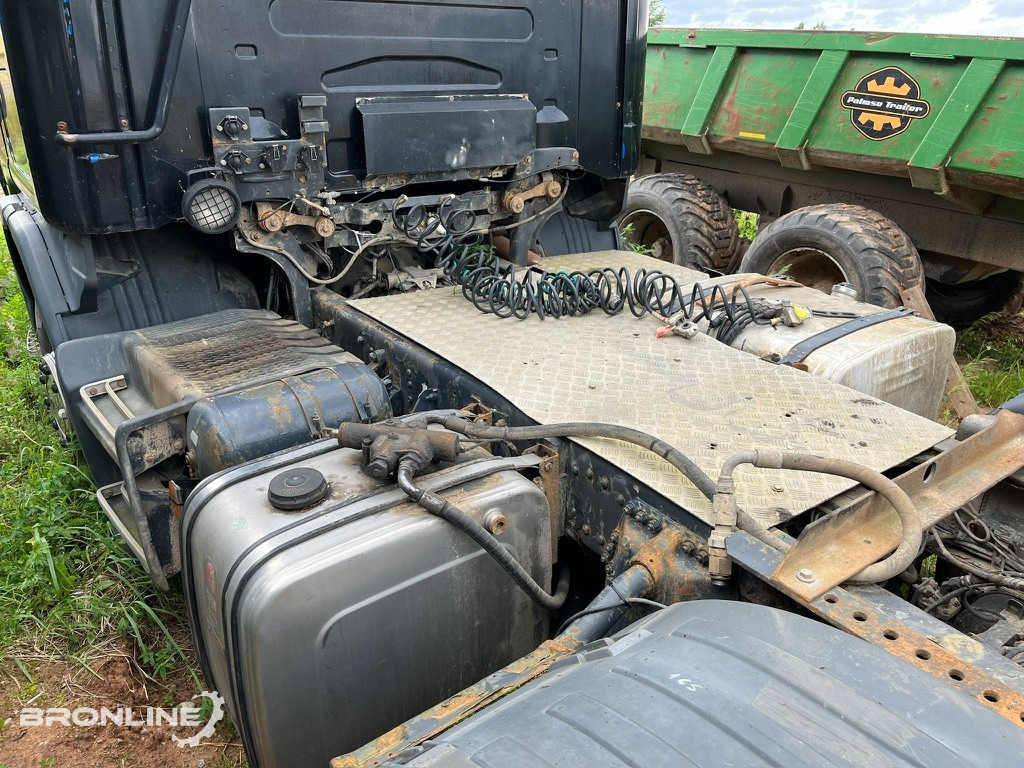 2001 SCANIA R124 6x2 Mootoririkkega/Faulty engine - وحدة جر: صورة 5 2001 SCANIA R124 6x2 Mootoririkkega/Faulty engine - وحدة جر: صورة 5