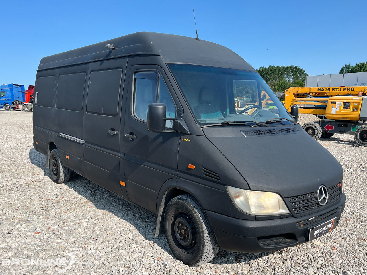2004 Mercedes-Benz Sprinter 313 CDI 2.2d 95kW - فان: صورة 2 2004 Mercedes-Benz Sprinter 313 CDI 2.2d 95kW - فان: صورة 2