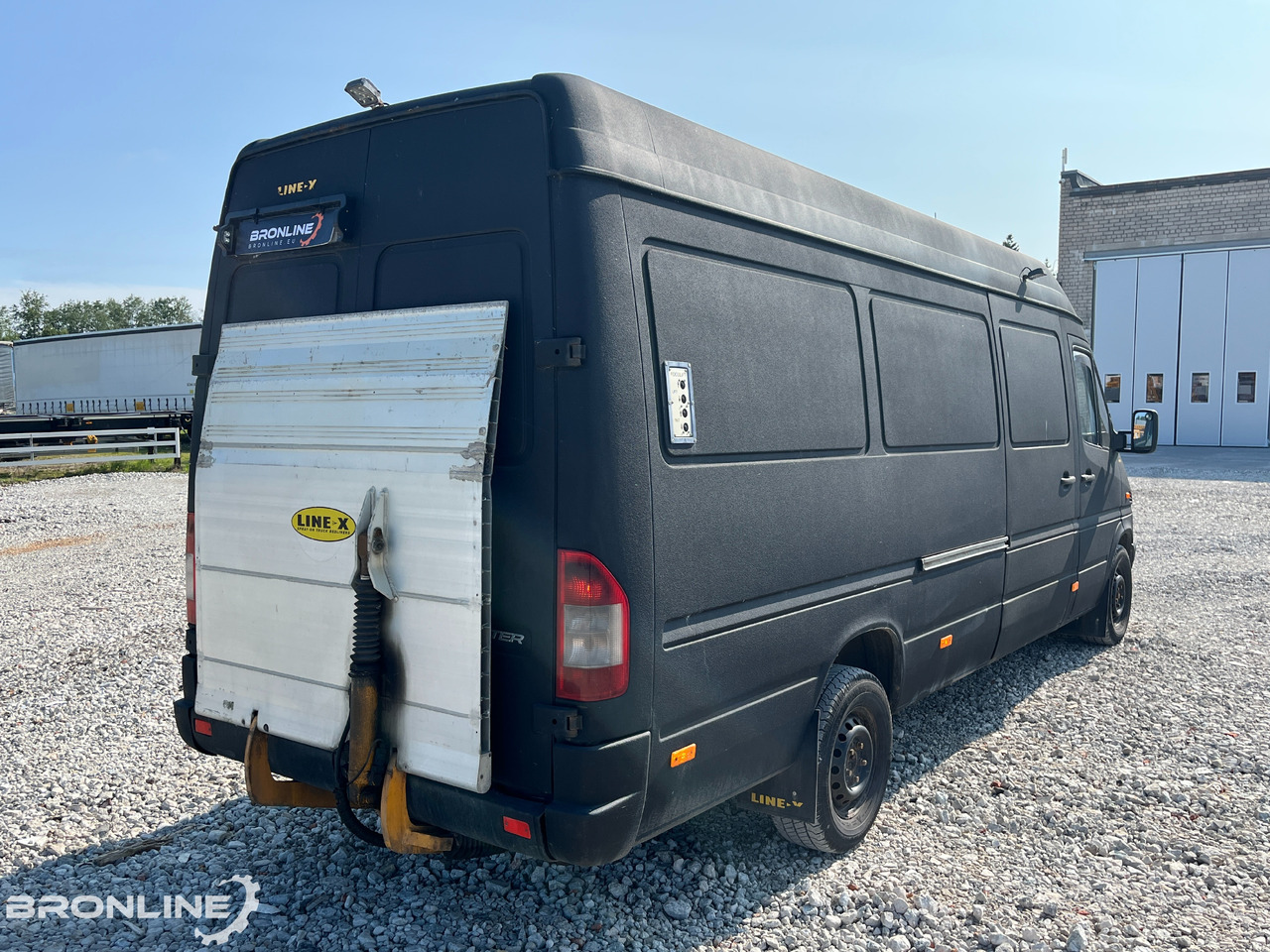 2004 Mercedes-Benz Sprinter 313 CDI 2.2d 95kW - فان: صورة 5 2004 Mercedes-Benz Sprinter 313 CDI 2.2d 95kW - فان: صورة 5