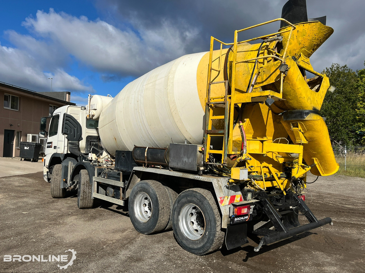 2004 Volvo FM12 420 8x4 Intermix 10m³ - شاحنة خلاطة خرسانة: صورة 4 2004 Volvo FM12 420 8x4 Intermix 10m³ - شاحنة خلاطة خرسانة: صورة 4