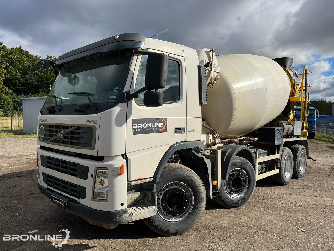 2004 Volvo FM12 420 8x4 Intermix 10m³ - شاحنة خلاطة خرسانة: صورة 1 2004 Volvo FM12 420 8x4 Intermix 10m³ - شاحنة خلاطة خرسانة: صورة 1
