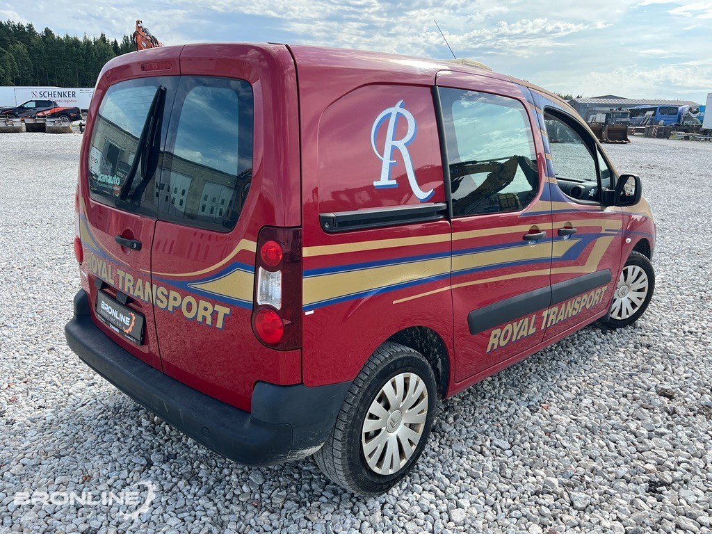 2015 Citroën Berlingo 1.6 84kW - سيارة: صورة 5 2015 Citroën Berlingo 1.6 84kW - سيارة: صورة 5