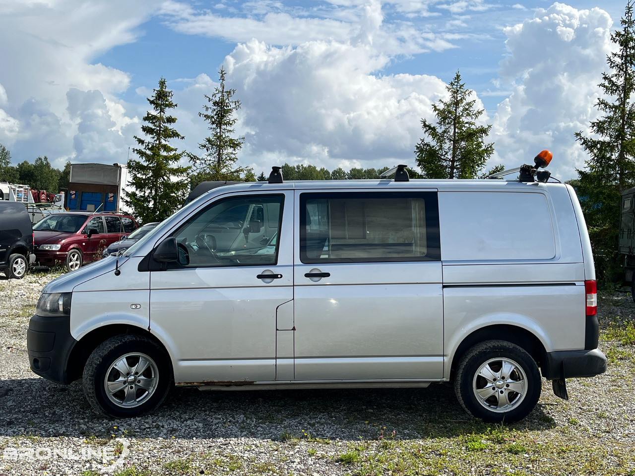 2015 Volkswagen Transporter 4X4 N1 - فان المدمجة: صورة 2 2015 Volkswagen Transporter 4X4 N1 - فان المدمجة: صورة 2