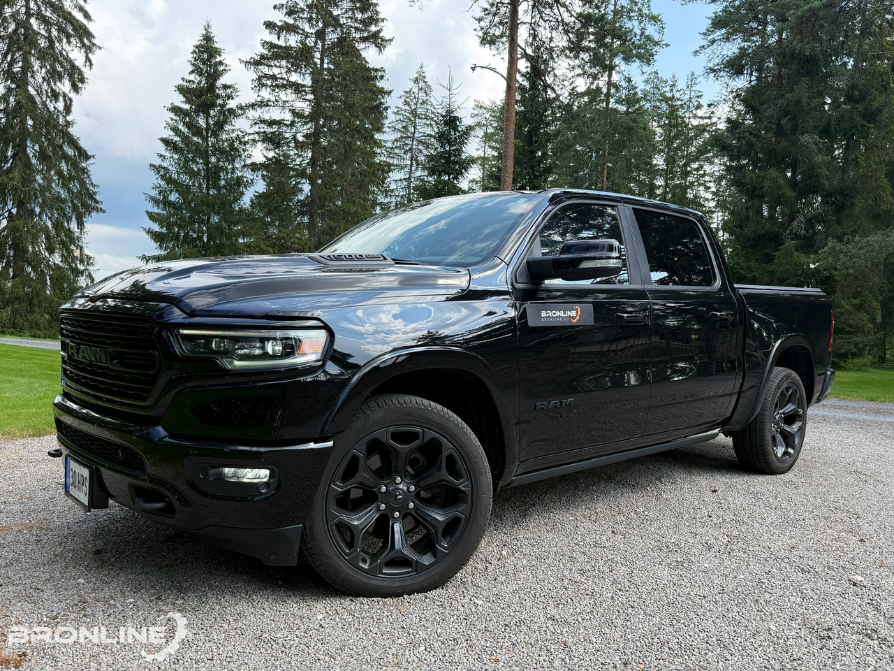 2021 RAM 1500 Limited 3.0d 194kW Crew Cab 4X4 N1 - شاحنة البيك أب: صورة 1 2021 RAM 1500 Limited 3.0d 194kW Crew Cab 4X4 N1 - شاحنة البيك أب: صورة 1