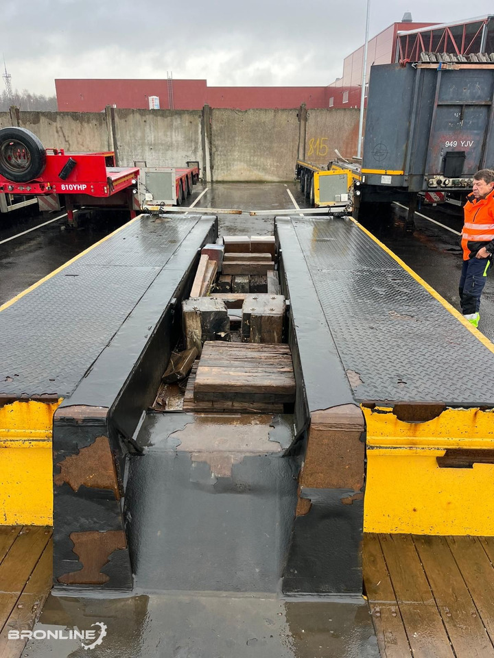 Faymonville STBZ-3VA Low-Bed 3-axle Trailer - عربة منخفضة مسطحة نصف مقطورة: صورة 5 Faymonville STBZ-3VA Low-Bed 3-axle Trailer - عربة منخفضة مسطحة نصف مقطورة: صورة 5
