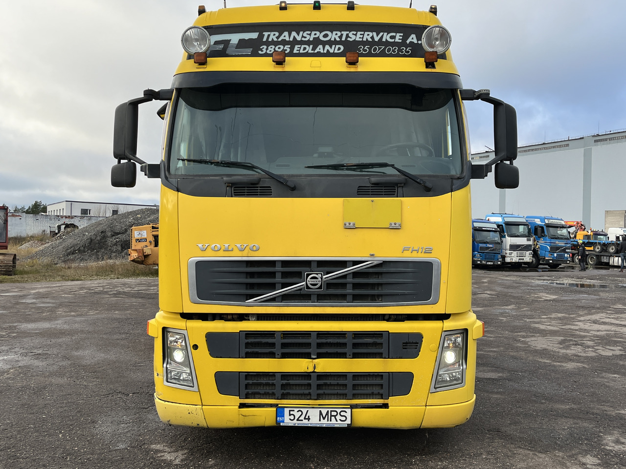 Volvo FH12 Flatbed 2005 - شاحنات مسطحة: صورة 2 Volvo FH12 Flatbed 2005 - شاحنات مسطحة: صورة 2