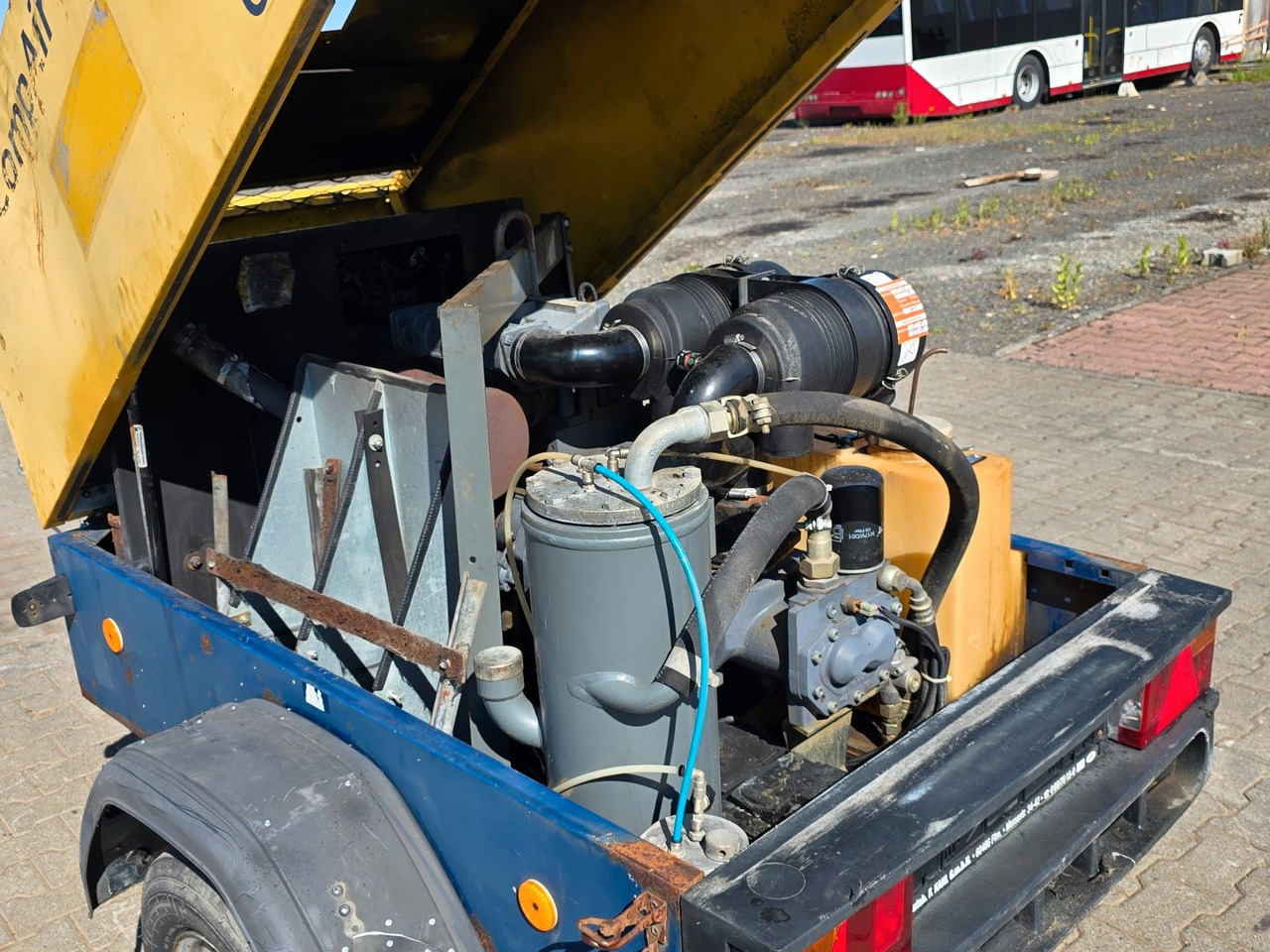 Compair DLT 0404 C30 Baustellen Kompressor - عربة مقطورة: صورة 2 Compair DLT 0404 C30 Baustellen Kompressor - عربة مقطورة: صورة 2