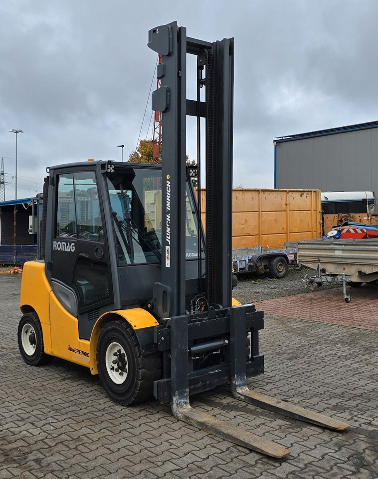 Jungheinrich TFG 550 S Stapler Frontstapler Gabelstapler - رافعة شوكية: صورة 1 Jungheinrich TFG 550 S Stapler Frontstapler Gabelstapler - رافعة شوكية: صورة 1