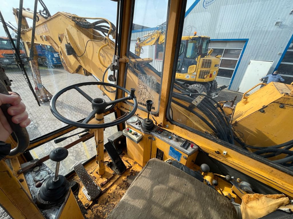 حفارة دولاب Liebherr A 911 C A911C Umschlagbagger  Magnet-Generator: صورة 7