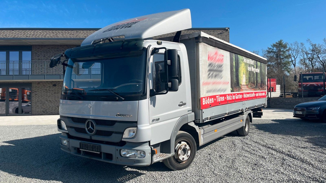 Mercedes-Benz Atego 818 Pritsche + Plane Schiebeplane Mercedes-Benz Atego 818 Pritsche + Plane Schiebeplane - شاحنة ستارة: صورة 2 Mercedes-Benz Atego 818 Pritsche + Plane Schiebeplane Mercedes-Benz Atego 818 Pritsche + Plane Schiebeplane - شاحنة ستارة: صورة 2