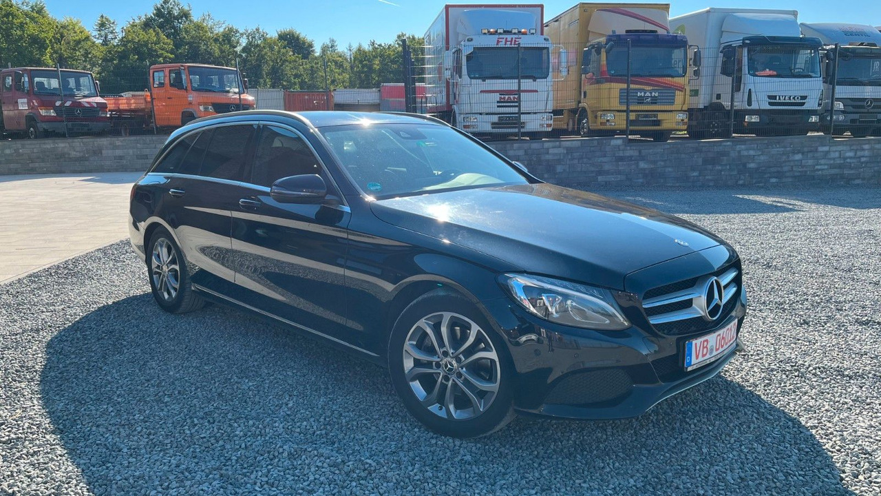 Mercedes-Benz C 220 C -Klasse T-Modell C 220 T BlueTec / d - سيارة: صورة 3 Mercedes-Benz C 220 C -Klasse T-Modell C 220 T BlueTec / d - سيارة: صورة 3
