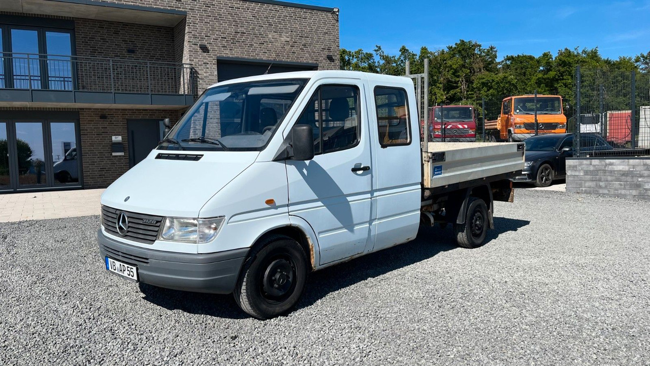Mercedes-Benz Sprinter 312 D Pritsche Doka - شاحنة مفتوحة, الشاحنات الصغيرة كابينة مزدوجة: صورة 2 Mercedes-Benz Sprinter 312 D Pritsche Doka - شاحنة مفتوحة, الشاحنات الصغيرة كابينة مزدوجة: صورة 2