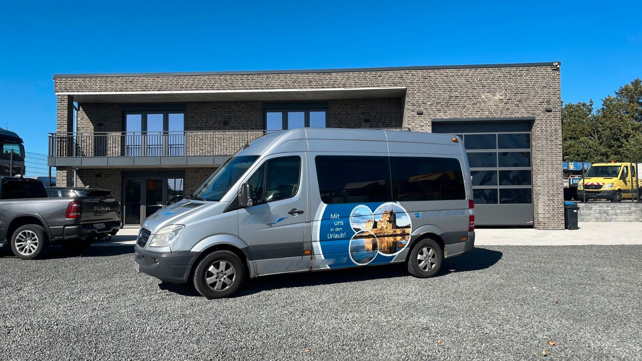 Mercedes-Benz Sprinter 315 CDI 9-Sitzer Standheizung - ميكروباص: صورة 1 Mercedes-Benz Sprinter 315 CDI 9-Sitzer Standheizung - ميكروباص: صورة 1
