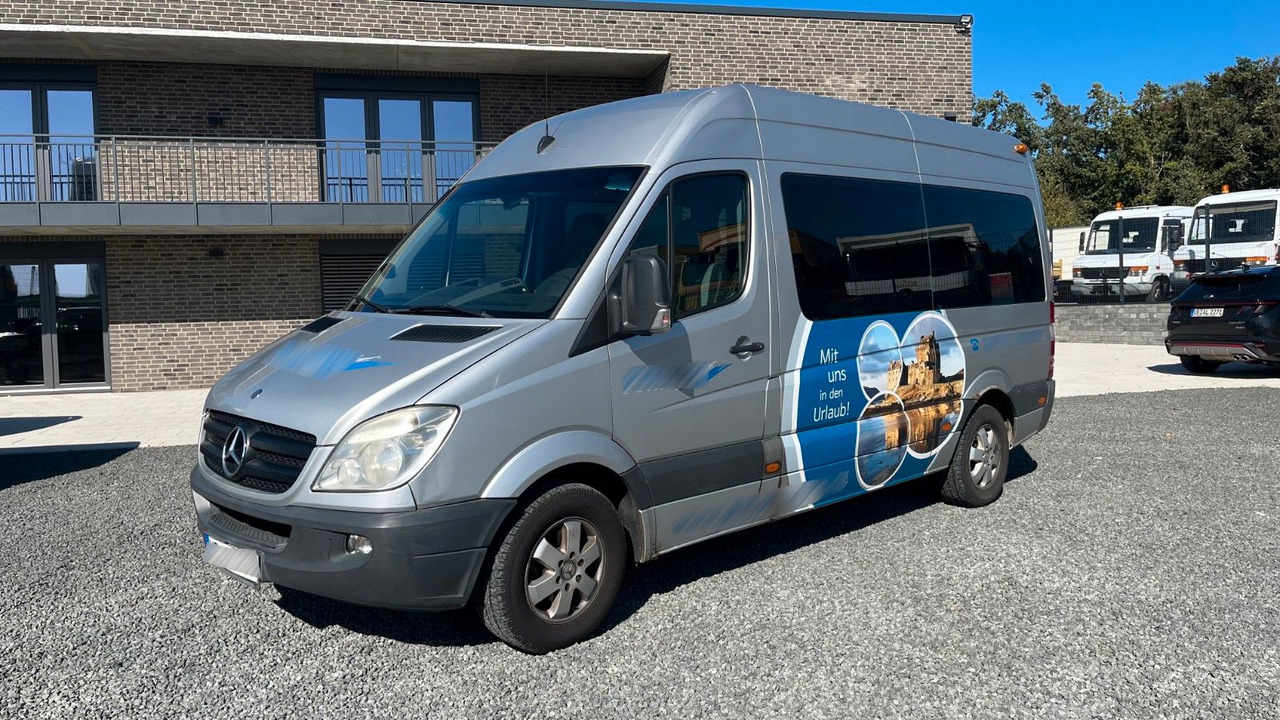 Mercedes-Benz Sprinter 315 CDI 9-Sitzer Standheizung - ميكروباص: صورة 2 Mercedes-Benz Sprinter 315 CDI 9-Sitzer Standheizung - ميكروباص: صورة 2
