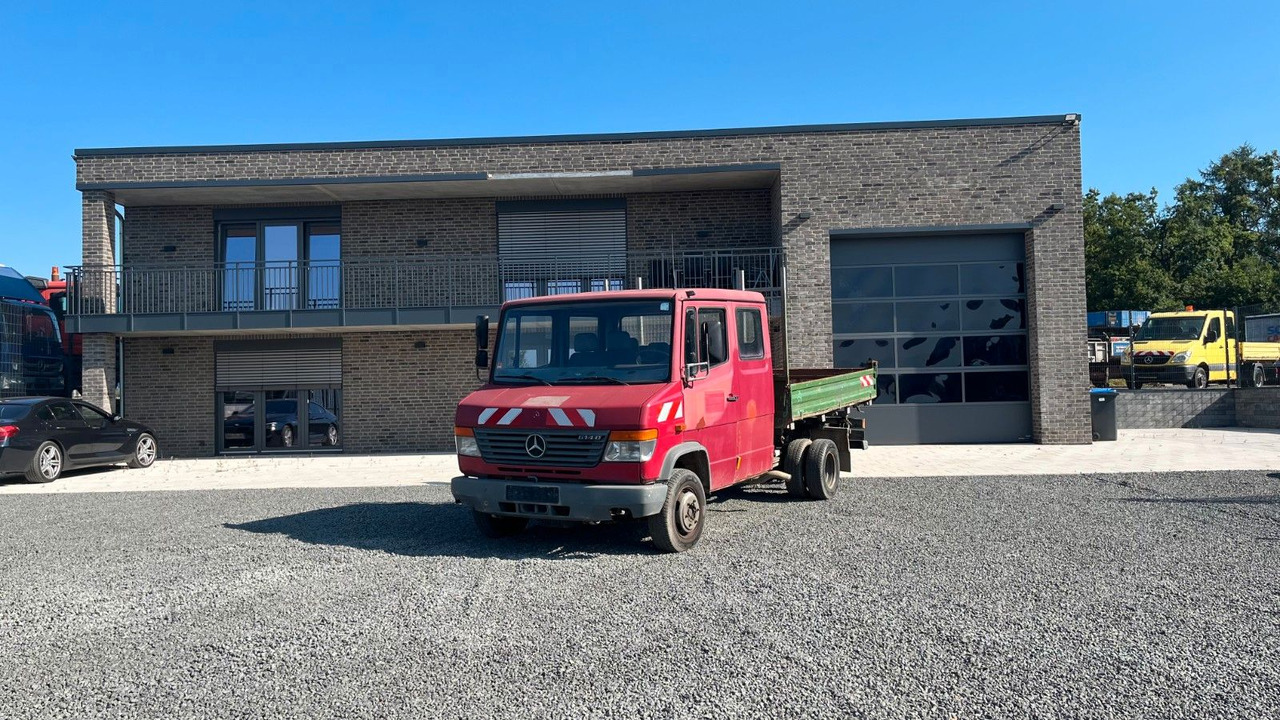 Mercedes-Benz Vario 614 DK Kipper Doka Mercedes-Benz Vario 614 DK Kipper Doka - قلاب صغير, الشاحنات الصغيرة كابينة مزدوجة: صورة 1 Mercedes-Benz Vario 614 DK Kipper Doka Mercedes-Benz Vario 614 DK Kipper Doka - قلاب صغير, الشاحنات الصغيرة كابينة مزدوجة: صورة 1