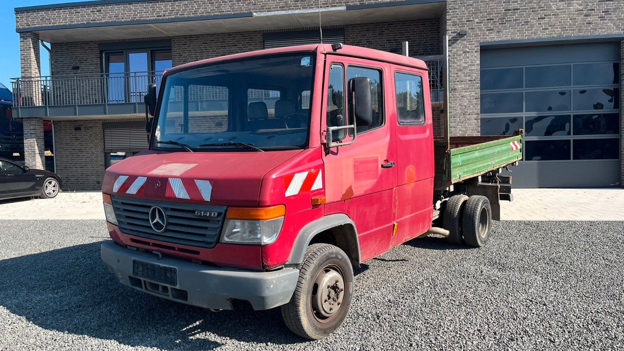 Mercedes-Benz Vario 614 DK Kipper Doka Mercedes-Benz Vario 614 DK Kipper Doka - قلاب صغير, الشاحنات الصغيرة كابينة مزدوجة: صورة 2 Mercedes-Benz Vario 614 DK Kipper Doka Mercedes-Benz Vario 614 DK Kipper Doka - قلاب صغير, الشاحنات الصغيرة كابينة مزدوجة: صورة 2