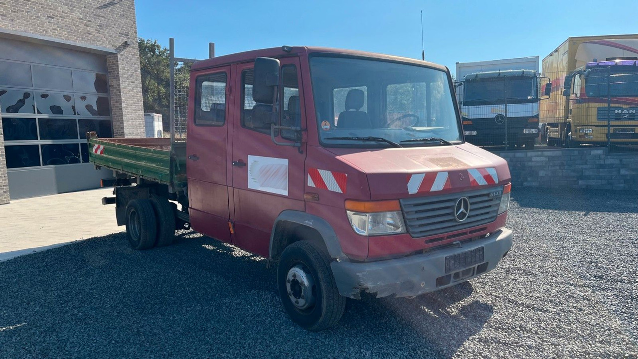 Mercedes-Benz Vario 614 DK Kipper Doka Mercedes-Benz Vario 614 DK Kipper Doka - قلاب صغير, الشاحنات الصغيرة كابينة مزدوجة: صورة 3 Mercedes-Benz Vario 614 DK Kipper Doka Mercedes-Benz Vario 614 DK Kipper Doka - قلاب صغير, الشاحنات الصغيرة كابينة مزدوجة: صورة 3